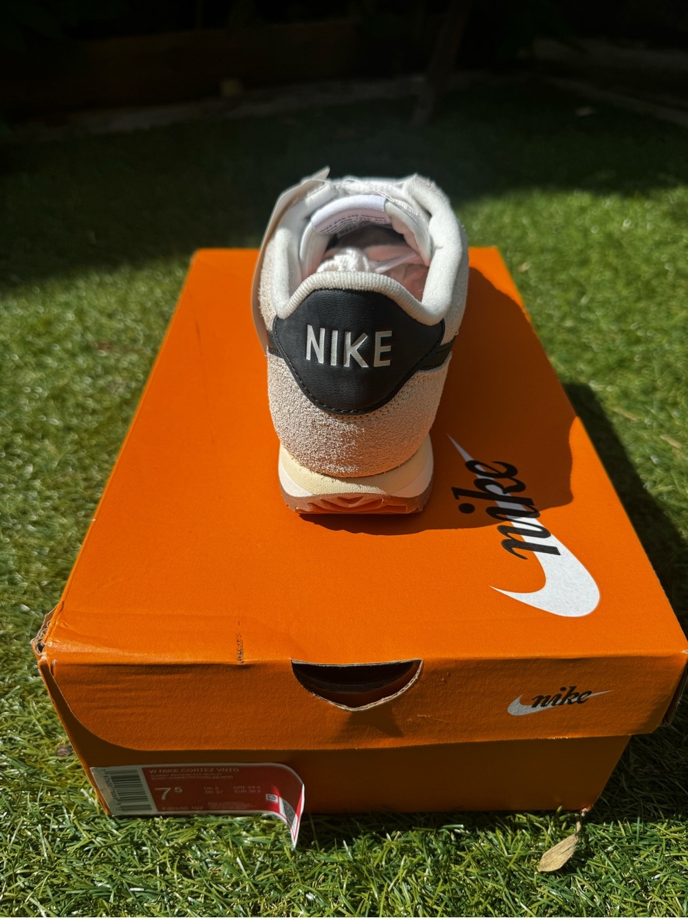 Nike Cortez Sneakers - Picture 7 of 11